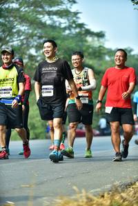 BIB: 84130, 84086, 775
                            <button type="button" onclick="openModal(10123647)" class="btn btn-primary btn-sm float-right btn-popup" data-toggle="modal" data-target=".modal-high-quality">
                        <i class="fas fa-shopping-cart"></i> Add to Cart
                    </button>
                                            <button type="button" onclick="isThisMe(10123647, true)" class="btn btn-success btn-sm float-right btn-popup btn-isme hidden" data-toggle="tooltip" data-placement="bottom" title="นี่คือรูปของคุณใช่ไหม คลิกที่นี่เพื่อเอาเข้าอัลบั้ม">
                        <i class="fas fa-plus"></i> Add to album
                    </button>
                    <button type="button" onclick="isThisMe(10123647, false)" class="btn btn-warning btn-sm float-right btn-popup btn-isnotme hidden">
                        <i class="fas fa-ban"></i> Remove from album
                    </button>